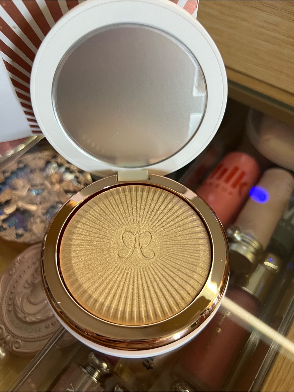 ANASTASIA Beverly Hills Glow Seeker Highlighter Sun Idol - Picture 6 of 11